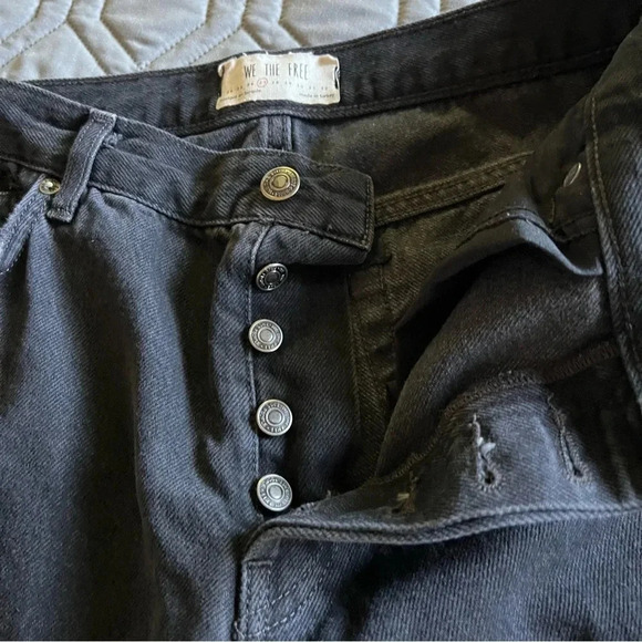 We The Free Maggie Mid Rise Washed Black Distressed Jeans Size 27 - Picture 6 of 13